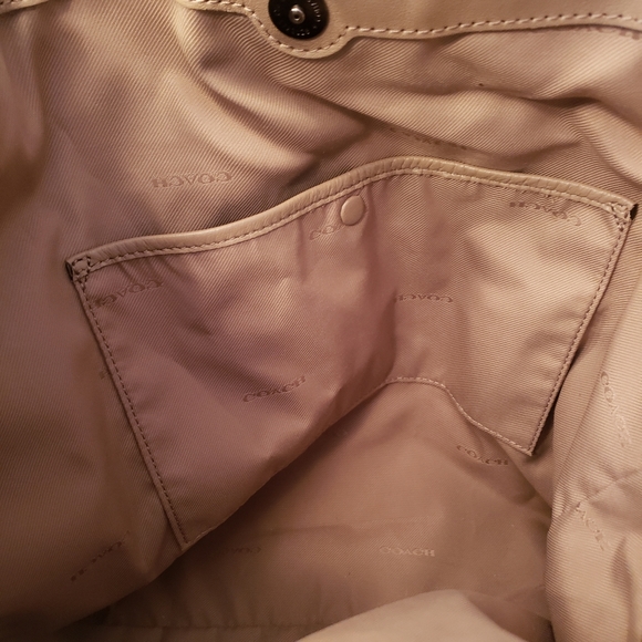 Coach handbag - Picture 6 of 16